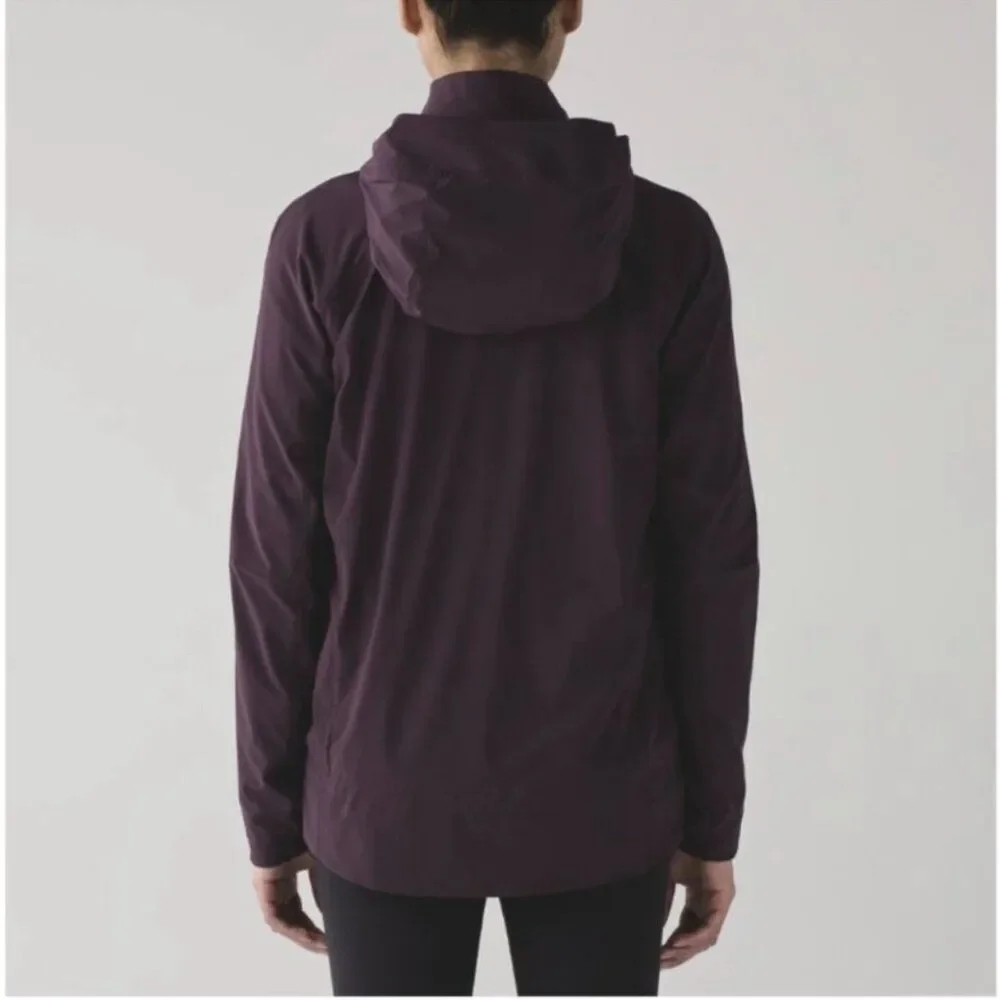 Lululemon Step To It Hooded Jacket in Black Cherry Color Size 4